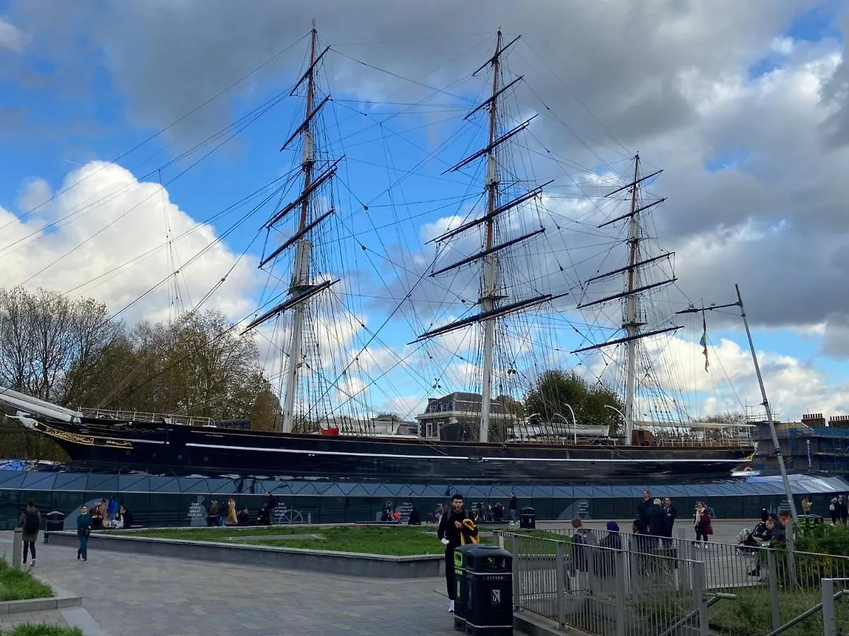 2-Bedroom Flat In Cutty-Sark, Greenwich ! London Apartment